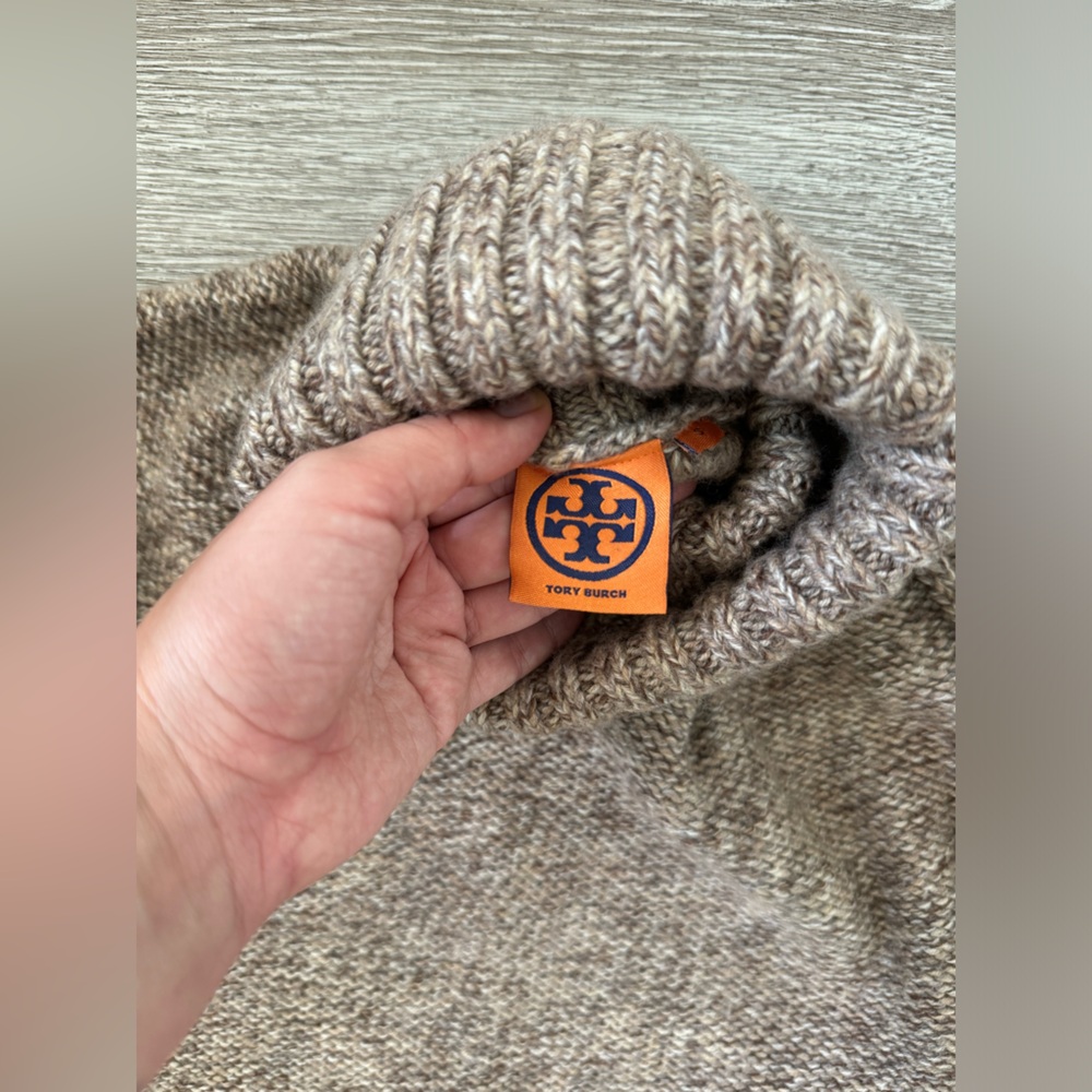 Tory Burch EUC 100% Wool Knit Turtleneck Roll Neck Sweater Size S Beige Brown - Picture 6 of 10